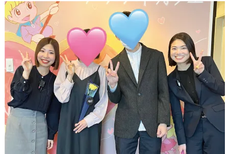 お客様とスタッフの記念写真